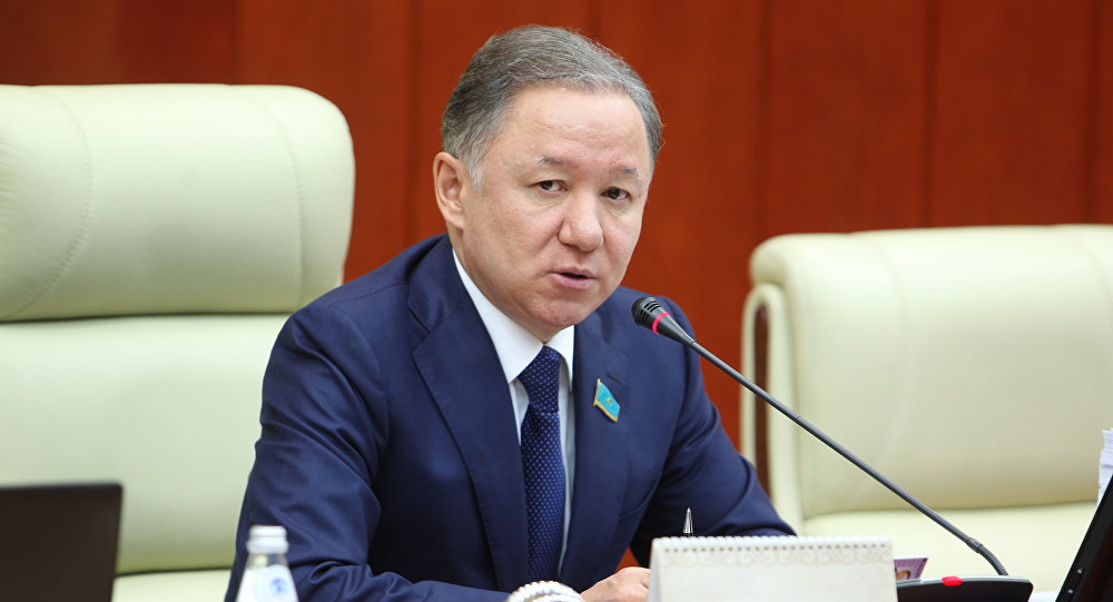 ۋاقىتشا شەكتەۋ ەلىمىزدە كوروناۆيرۋستىڭ تارالۋىنا جول بەرمەۋ ءۇشىن قاجەت - نۇرلان نىعماتۋلين