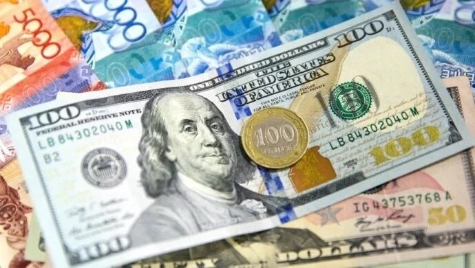 دوللار باعاسى تۇراقتادى