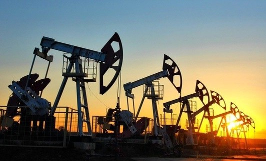 قازاقستان كوروناۆيرۋستىڭ سالدارىنان مۇناي نارىعىنداعى تۇبەگەيلى وزگەرىستەردى جىبەرىپ الدى