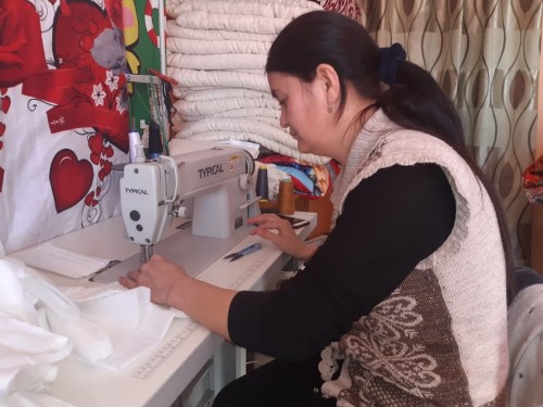 تۇركىستان: تىگىنشى بەتپەردەلەردى تەگىن تاراتتى