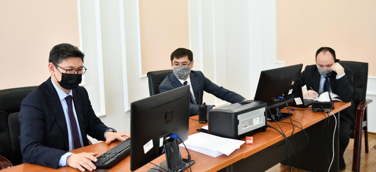 COVID-19: سىرتقى ىستەر مينيسترلىگىندە تاۋلىك بويى جەدەل شتاب جۇمىس ىستەيدى