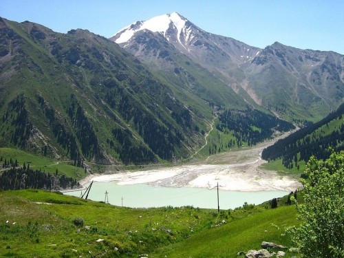 الماتىدا ۇلتتىق جانە دەمالىس ساياباقتارى ۋاقىتشا جابىلدى