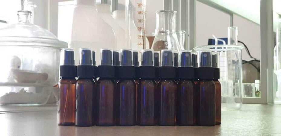 سىر عالىمدارى انتيسەپتيكالىق سۇيىقتىق ويلاپ تاپتى