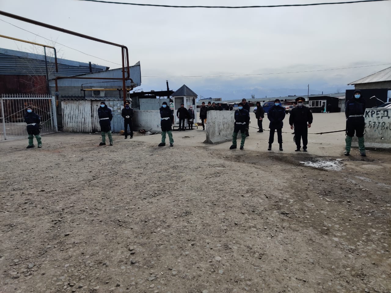 الماتى پوليتسياسى: 30 اينالما جول جابىلدى