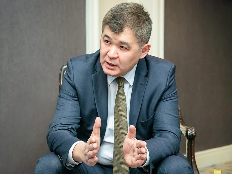 كوروناۆيرۋستىڭ جوعارعى جانە تومەنگى شەگى بولجامىن ەلجان ءبىرتانوۆ ايتتى