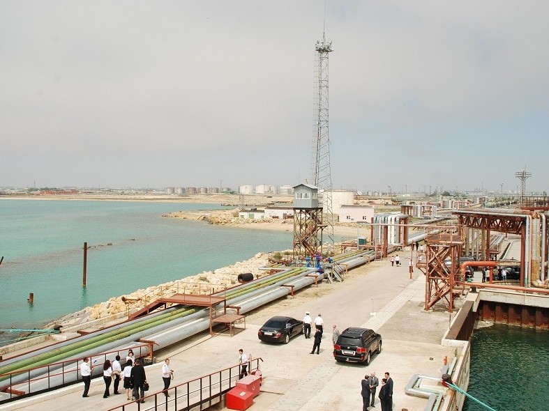 بىلتىر اقتاۋ تەڭىز پورتى ارقىلى 2 ملن 100 مىڭ توننا مۇناي جونەلتىلدى