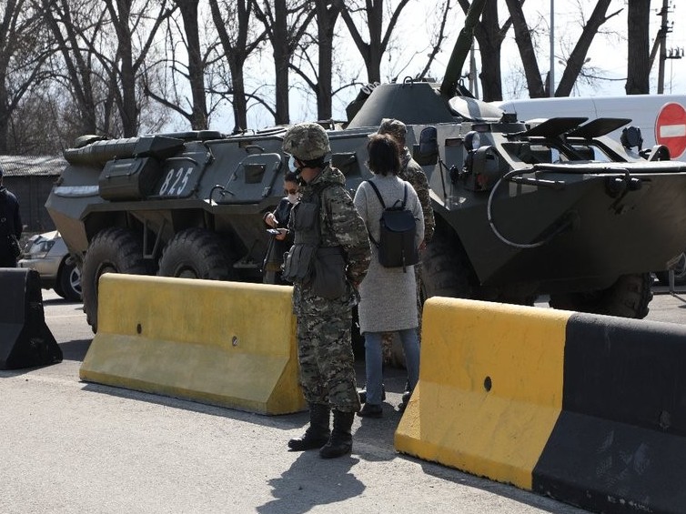 الماتى: قوسىمشا شەكتەۋ شارالارىن ەنگىزۋگە ءماجبۇر