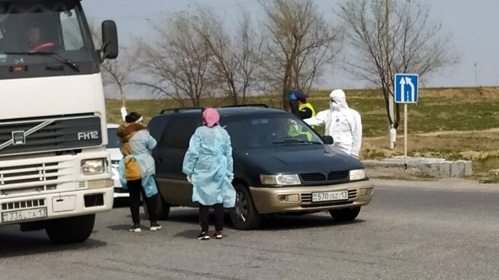 شىمكەنت: 28 ناۋرىزدان باستاپ قالا اۋماعىنا كولىك پەن ازاماتتاردىڭ كىرىپ-شىعۋىنا شەكتەۋ قويىلادى