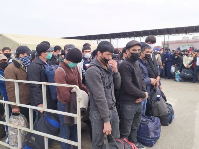 تۇركىستان: كەدەن بەكەتىنەن 1777 ازامات وزبەكستان رەسپۋبليكاسىنا وتكىزىلدى