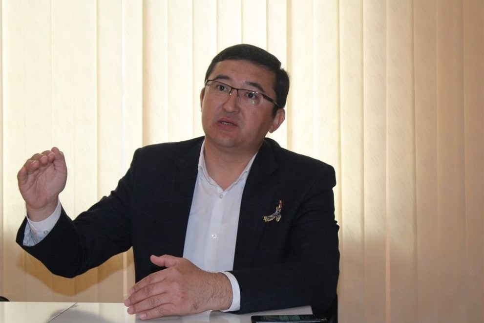 تۇركىستاندىق كاسىپكەر كوروناۆيرۋسقا قارسى كۇرەسكە 10 ميلليون تەڭگە ءبولدى