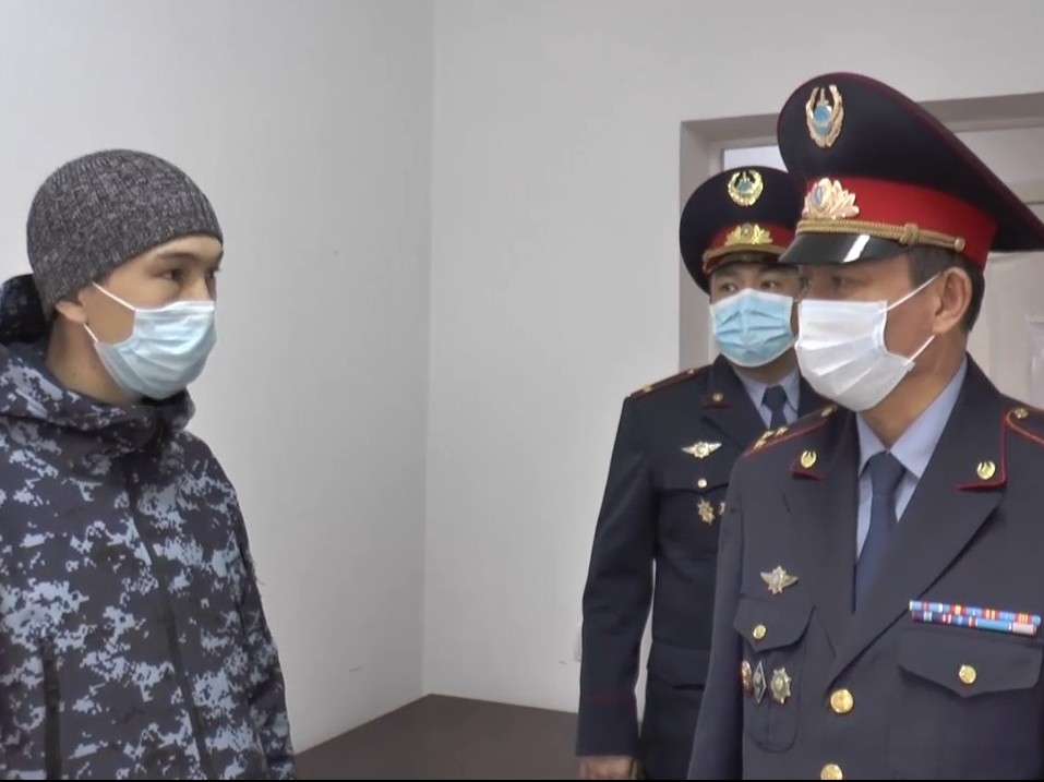 كارانتين كەزىندە جاتاقحانادا جاتادى