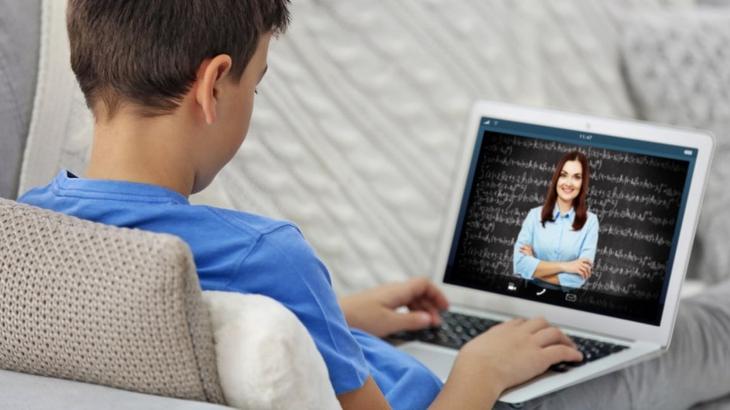 بالالاردىڭ قاشىقتان قوسىمشا ءبىلىم الۋىنا ارنالعان پلاتفورمالار ءتىزىمى