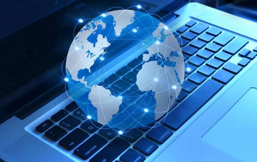 مەكتەپتەگى كومپيۋتەرلەر وعان مۇقتاج مۇعالىمدەر مەن وقۋشىلارعا بەرىلەدى