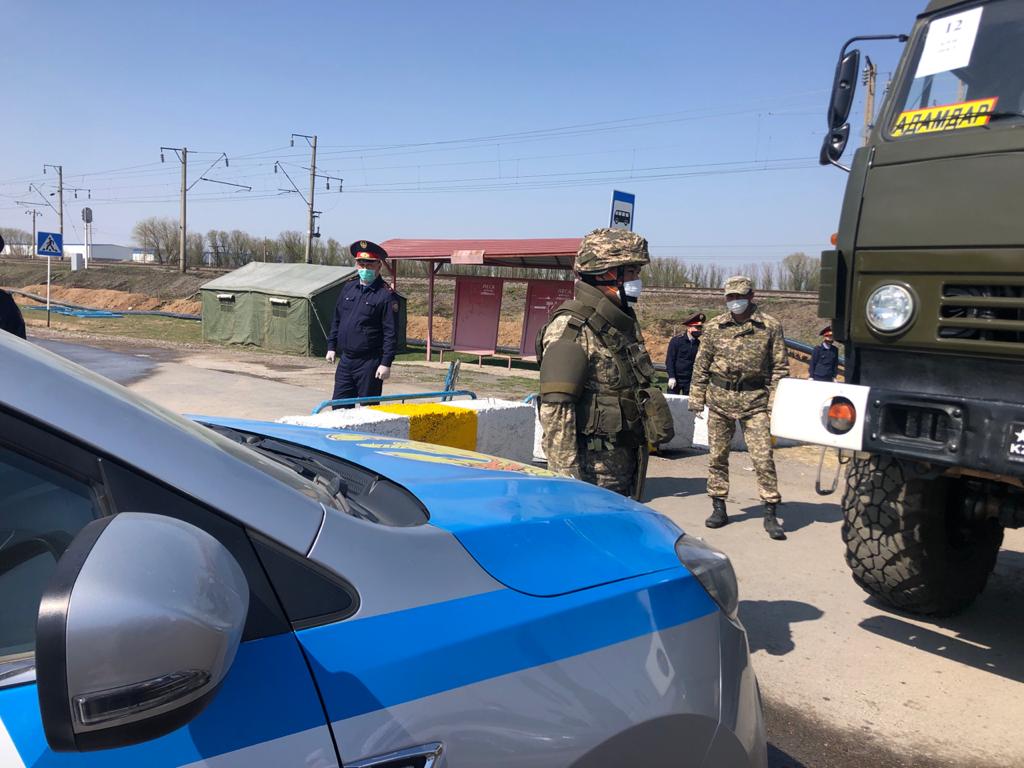 شىمكەنت قالاسىنىڭ اكىمى كارانتينگە جابىلعان تۇرعىن الابىنىڭ جاعدايىمەن تانىستى