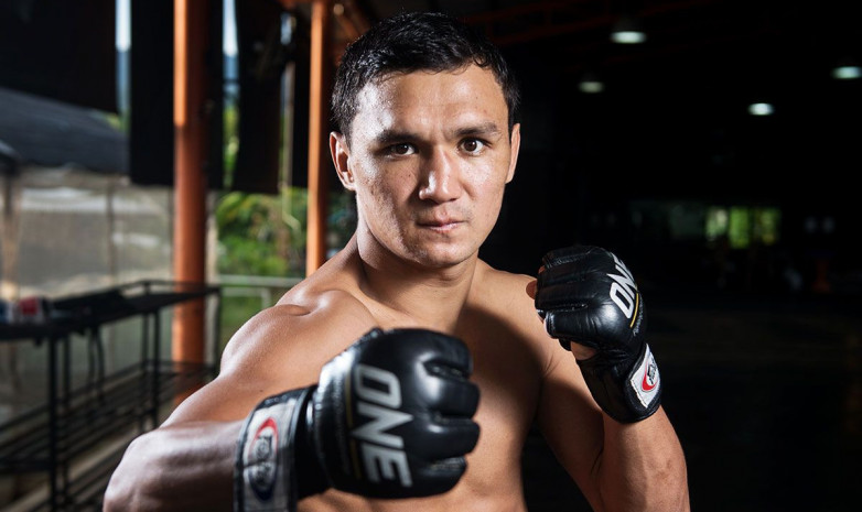 جەكپە-جەك: قايرات احمەتوۆتىڭ قارسىلاسى انىقتالدى