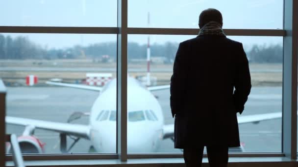 ۇندىستانداعى وتانداستارىمىزدى قايتارۋ ءۇشىن ۇشاق جىبەرىلەدى