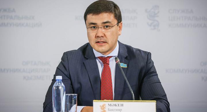 ەلورداعا ءبىر كۇندە 300 مىڭنان استام ماسكا اكەلىندى - ب.ماكەن