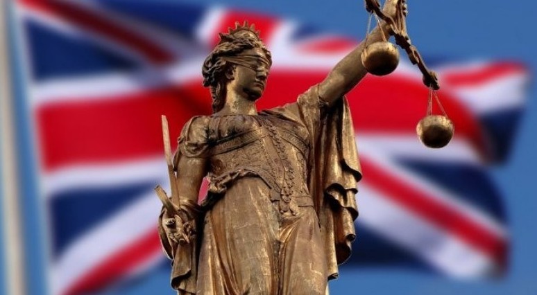 العاشقى تاريحي ۆيرتۋالدى سوت وتىرىسى