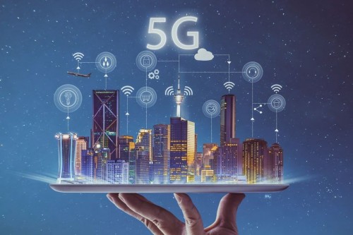 China Mobile جىل اياعىنا دەيىن 300 مىڭ 5G بازالىق ستانتسيالارىن سالادى