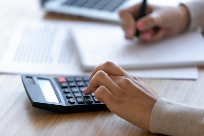 Kcell مەن activ ابونەنتتەرى ءموبيلدى ءنومىر ارقىلى كوممۋنالدىق قىزمەتتەر اقىسىن تولەي الادى