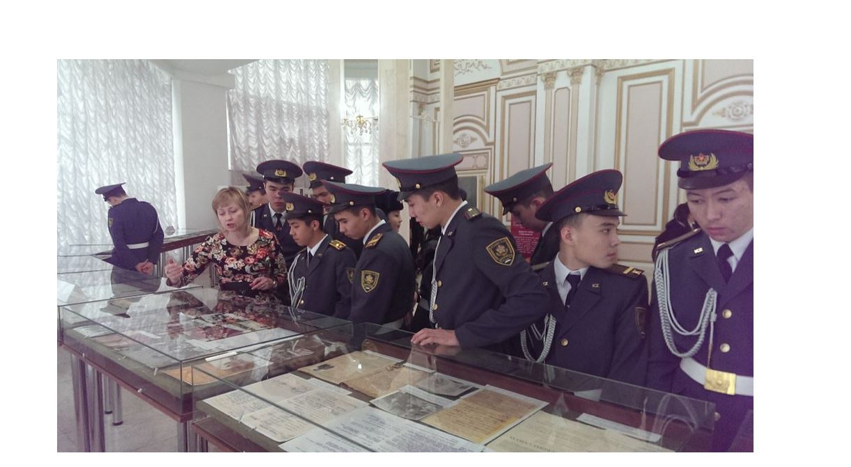 ارحيۆتەردە الۋان ءتۇرلى دەرەك بار