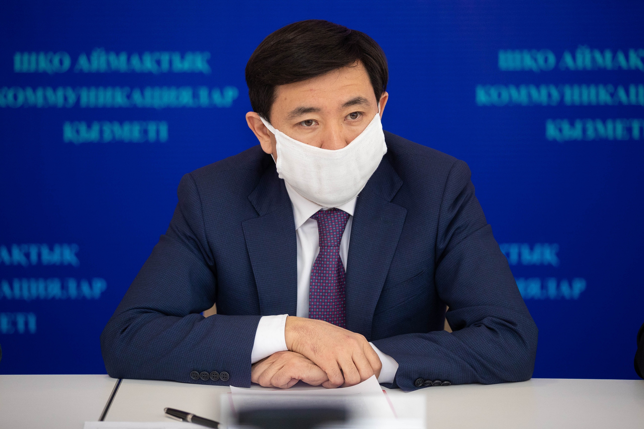 وسكەمەن قالاسىنىڭ تۇرعىندارى ۇيدەن شىعۋ ءۇشىن رۇقسات قاعازىن الۋى ءتيىس