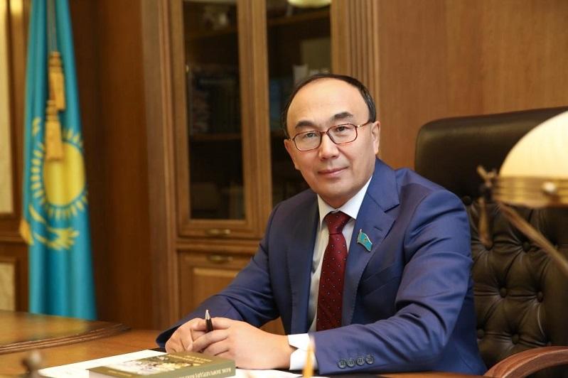 ەرلان سىدىقوۆ: انىق جول, ايقىن جوسپار – ەلدىكتىڭ بەلگىسى