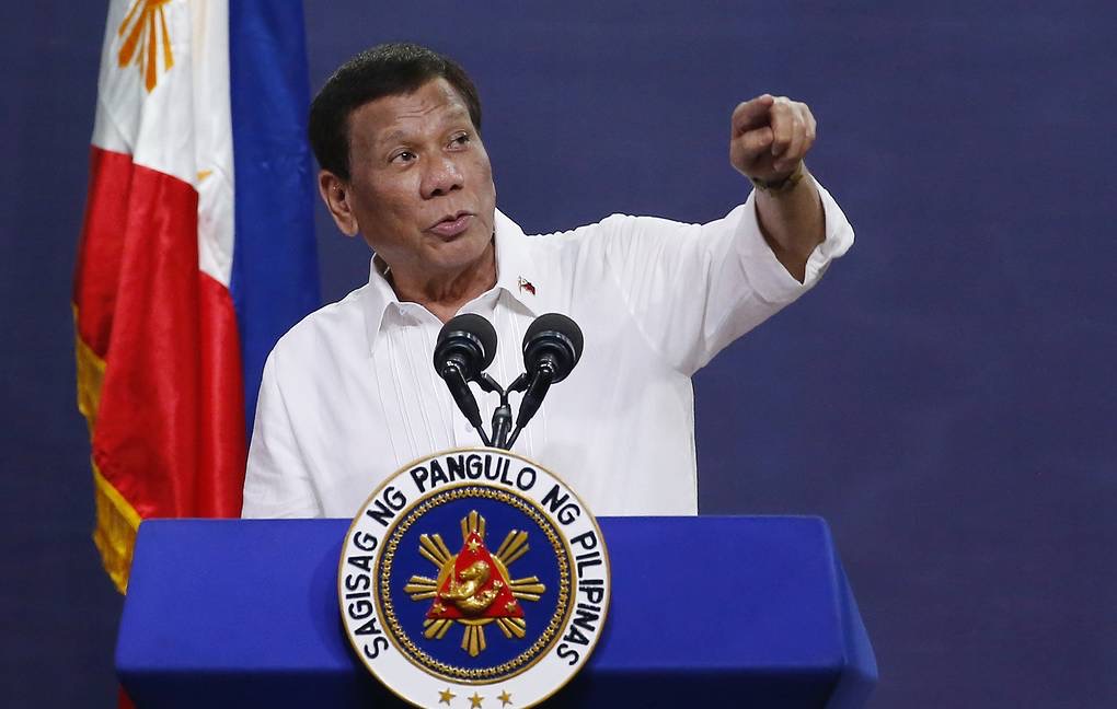 فيليپپين: كارانتين ەرەجەسىن بۇزعان ادامدى اتادى