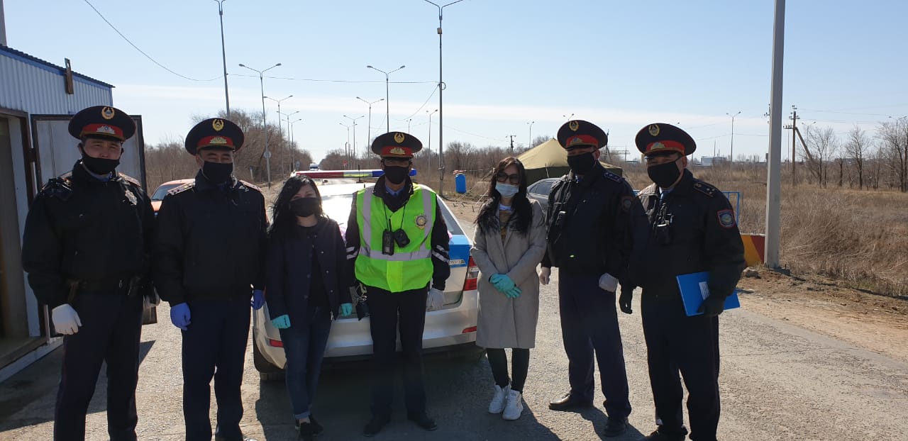 ورالدا مەيرامحانا دارىگەرلەر مەن پوليتسياعا پالاۋ تاراتتى