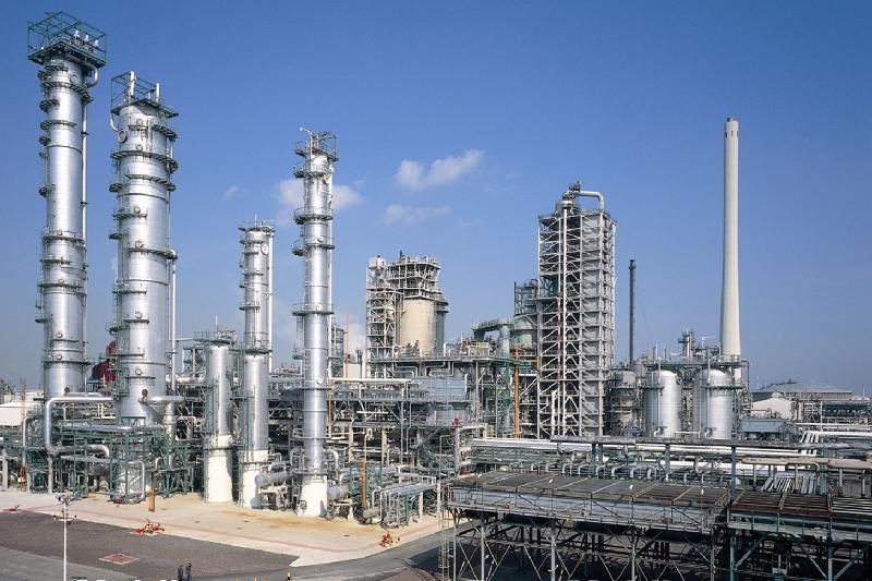 اتىراۋ: مۇناي وڭدەۋ زاۋىتىندا سانيتارلىق رەجيم كۇشەيتىلدى