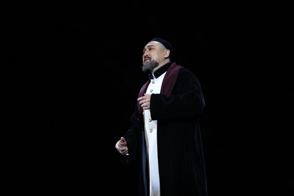 ساحناداعى اباي بەينەسىن كىم قالاي سومدادى؟