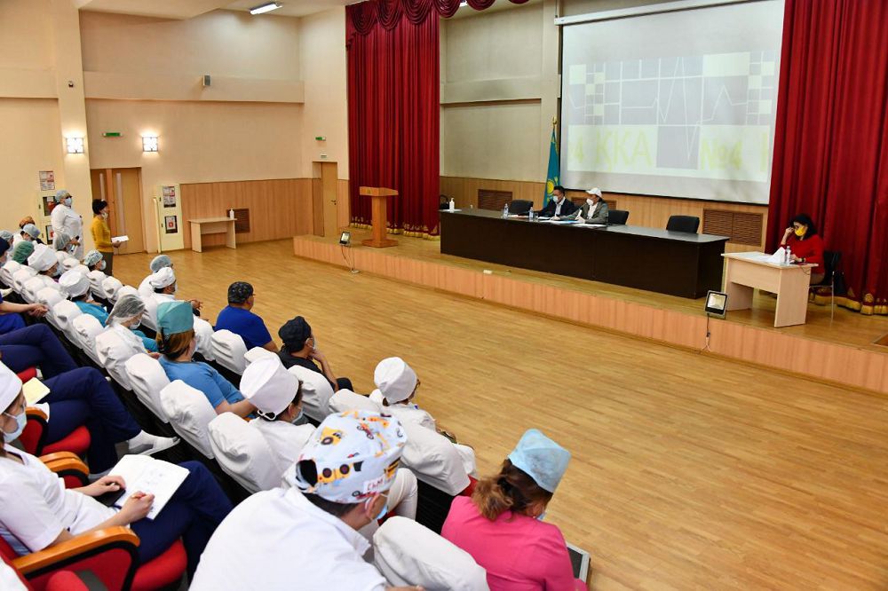 الماتى بيلىگى №4 اۋرۋحانا ۇجىمىنىڭ مۇڭ-مۇقتاجىن تالقىلادى