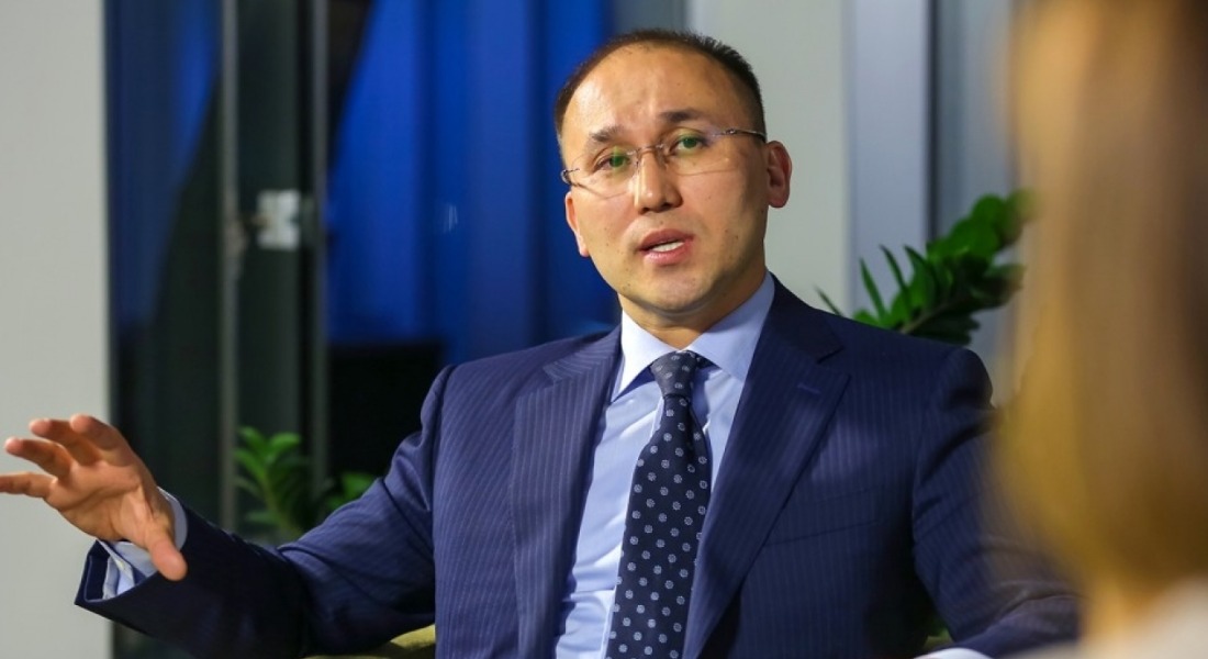 داۋرەن اباەۆ ەلباسى ايتقان ءتامسىلدى مىسال ەتتى