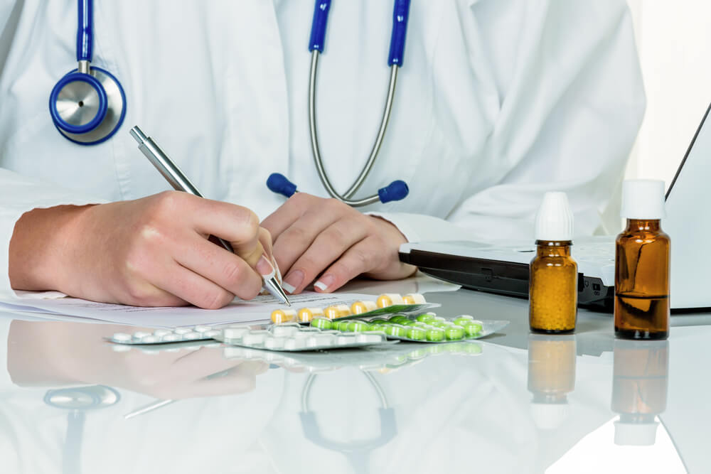 الماتى: دارىحانالارعا قوماقتى ايىپپۇلدار سالىنسا دا, زاڭبۇزۋشىلىقتار بار