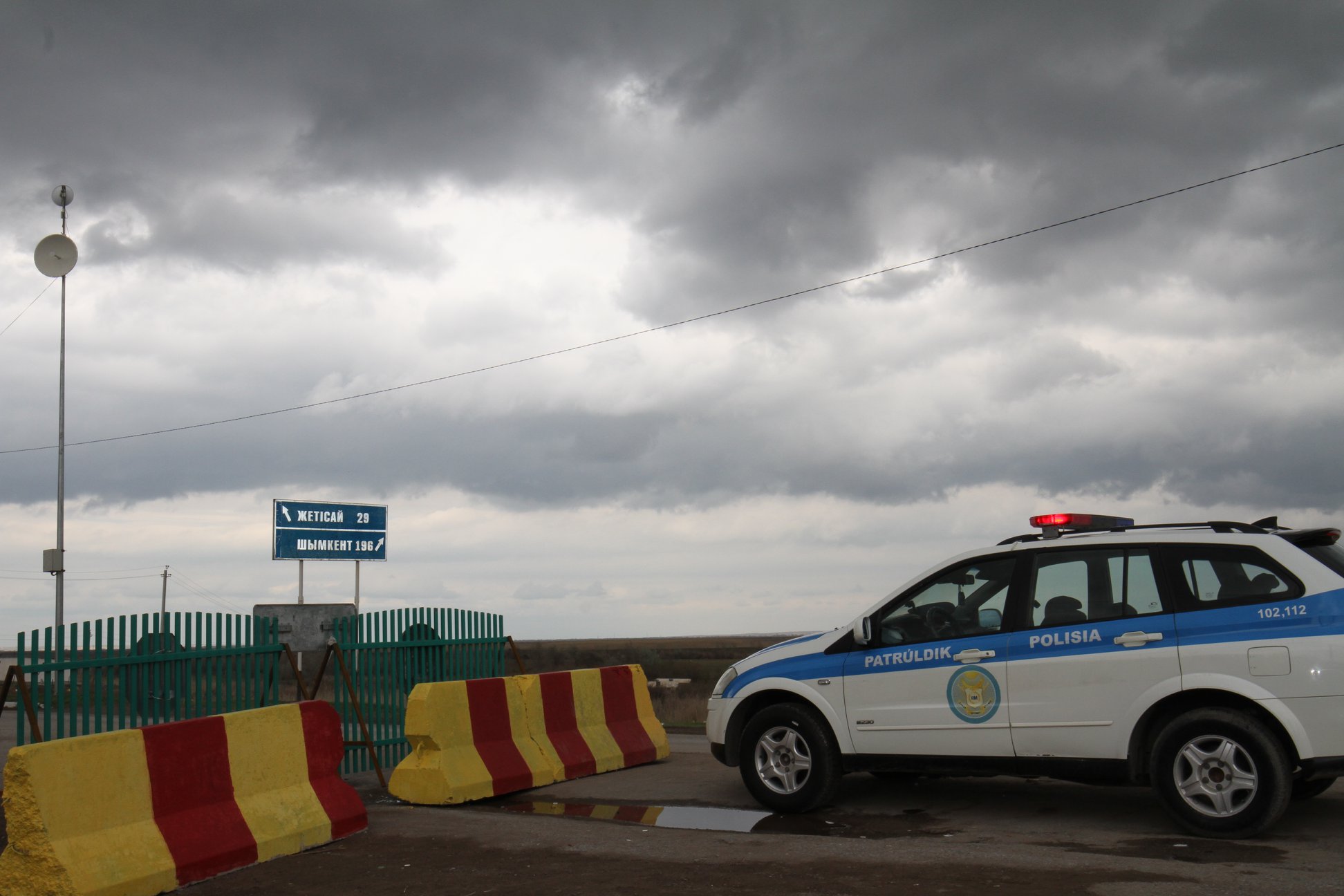 تۇركىستان: پوليتسيا قىزمەتكەرىنە باعىنباعان تۇرعىن قاماۋعا الىندى