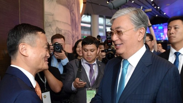 مەملەكەت باسشىسى دجەك ماعا گۋمانيتارلىق كومەگى ءۇشىن العىس ءبىلدىردى