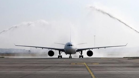 شەتەلدەن قايتقان 128 جولاۋشى مىنگەن ۇشاق تالدىقورعان اۋەجايىنا قونادى