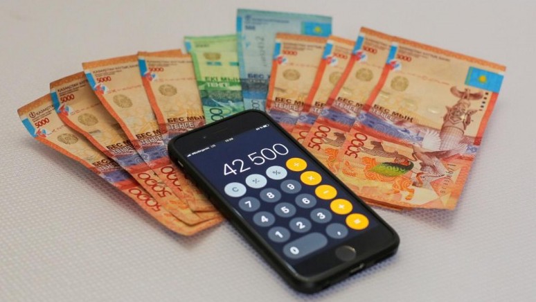 751 613 ادامعا تج كەزەڭىندە تابىسىنان ايىرىلۋىنا بايلانىستى الەۋمەتتىك تولەم تاعايىندالدى