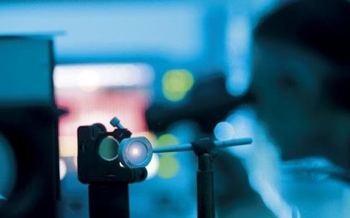 بۇگىن - قازاقستانداعى عىلىم قىزمەتكەرلەرىنىڭ كۇنى