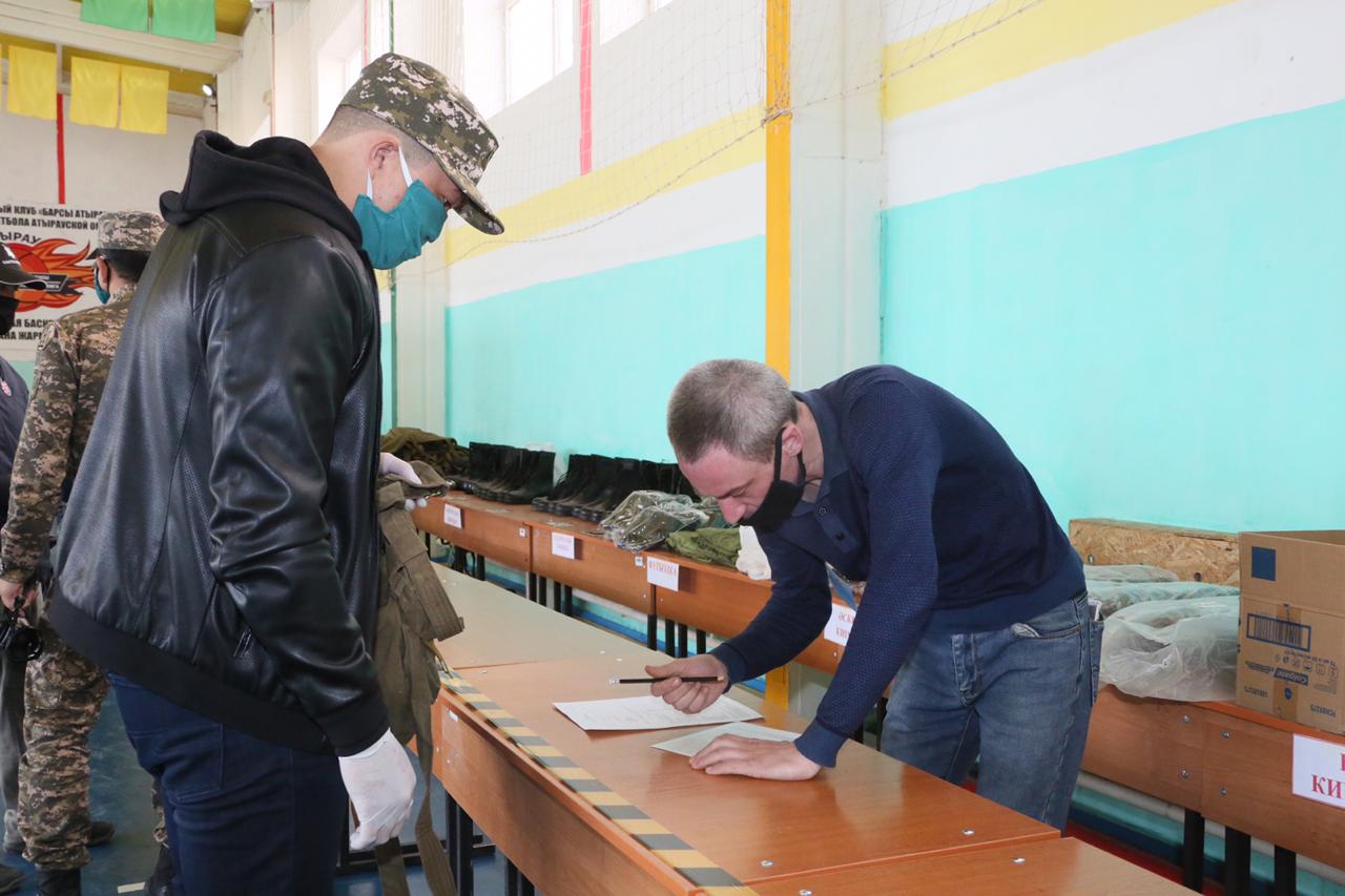 68 ەرىكتى اتىراۋدا ارنايى جيىنعا قاتىسۋدا