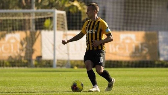 «قايرات» فۋتبولشىسى كوروناۆيرۋسپەن كۇرەسكە قارجى ءبولدى