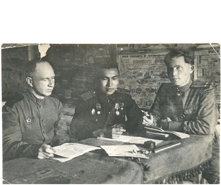 مايداندا ءجۇرىپ ەڭبەك ەرى اتانعان  اقمولالىق جاپپارحان اسايىنوۆتىڭ ەرلىگىن بىلەمىز بە؟!