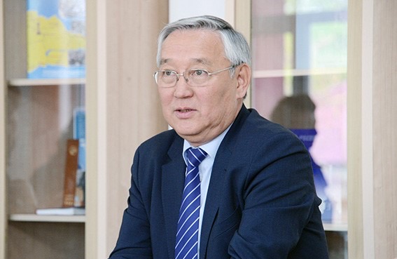 اباي اتىنداعى ۋنيۆەرسيتەت ستۋدەنتتەرىمەن ونلاين كەزدەسۋ وتكىزدى