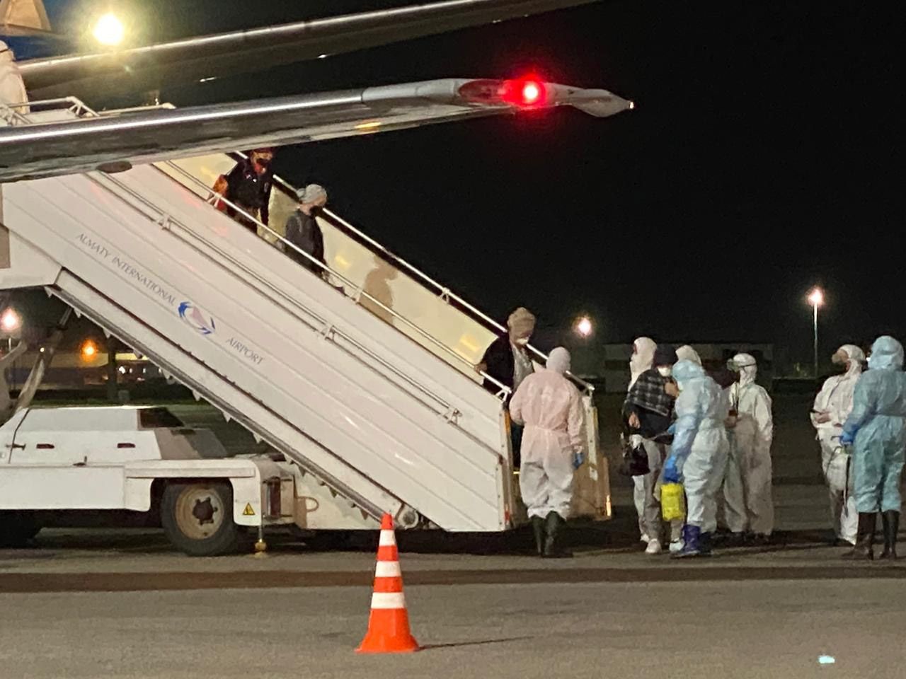 قازاقستانعا ەرەكشە جولاۋشىلارمەن رەيس كەلدى