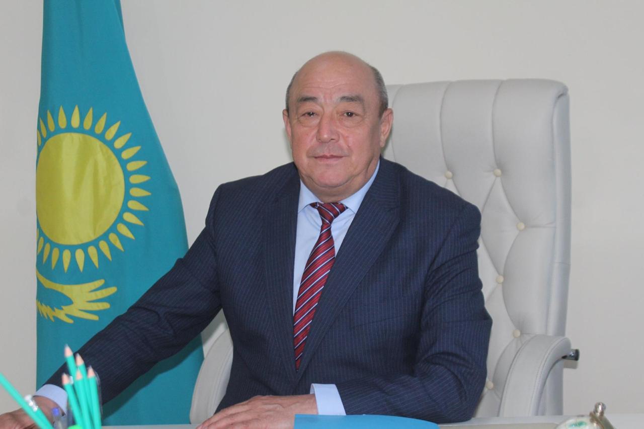 اكىم الەۋمەتتىك جەلىدە جاۋاپ بەردى⠀