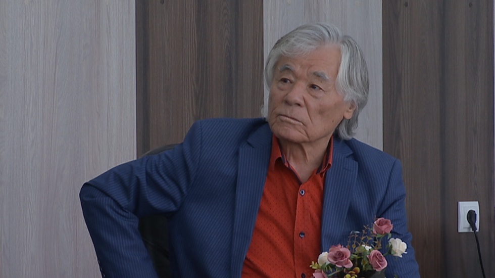 يسرايل ساپارباي. «جۇرەگىمنىڭ تۇبىندە شۇكىرانام...»