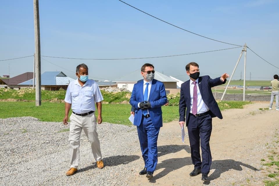 شىمكەنت: «ساۋلەدەگى» 276-ورامعا جول توسەلەدى