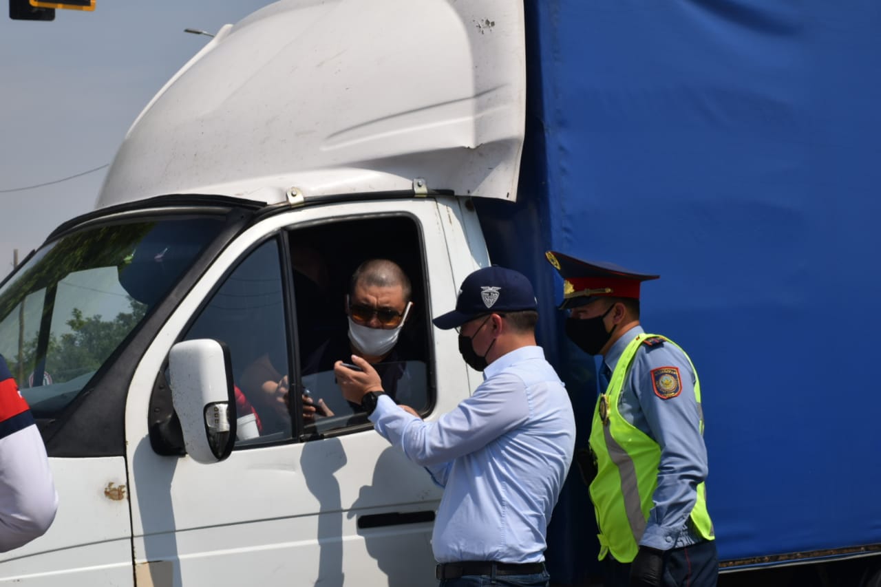 تۇركىستاننىڭ تۇرعىندارىنا ساياجايعا بارۋعا رۇقسات ەتىلدى