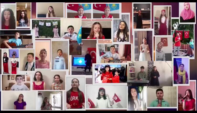 قازاق بالالارى الەم جەتكىنشەكتەرىمەن قوسىلىپ ءان شىرقادى