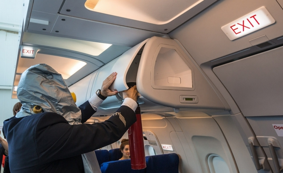 جولاۋشىلارعا ۇشاقتاعى الەۋمەتتىك قاشىقتىق تۋرالى نەنى ءبىلۋ كەرەك؟